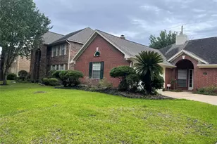 4418 Chestnut Meadow Dr, Sugar Land, TX 77479 - Photo 6