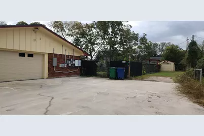 616 Cannan Drive, Angleton, TX 77515 - Photo 6