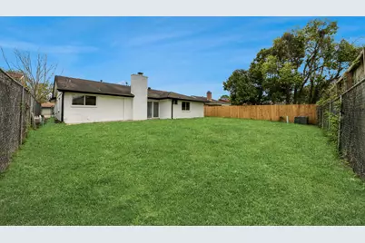 17114 Barcelona Drive, Friendswood, TX 77546 - Photo 28