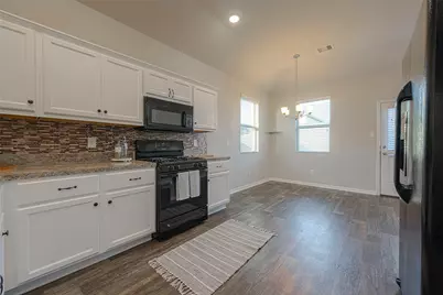 5207 Chester Springs Lane, Katy, TX 77449 - Photo 10