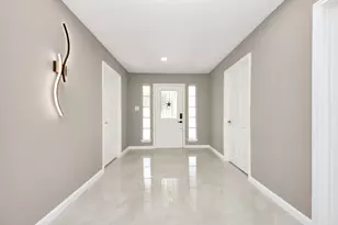 16114 Forest Bend Ave, Friendswood, TX 77546 - Photo 4