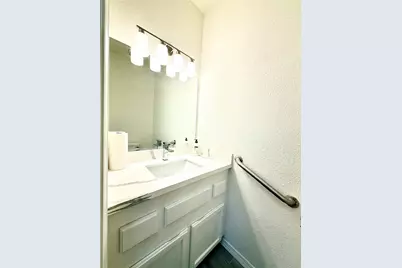 17497 Red Oak Drive #7497, Houston, TX 77090 - Photo 4