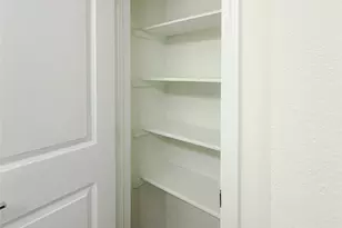 17497 Red Oak Dr, Houston, TX 77090 - Photo 36