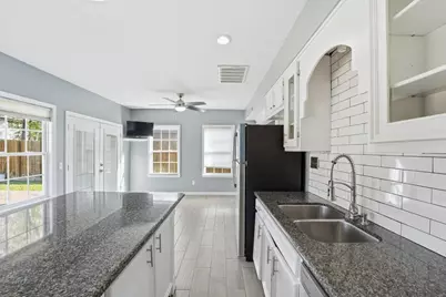 18385 Ten Oaks Court, Porter, TX 77365 - Photo 10