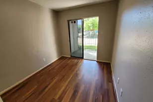 2814 S Bartell Dr, Houston, TX 77054 - Photo 4