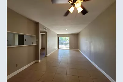 2814 S Bartell Drive #10, Houston, TX 77054 - Photo 8