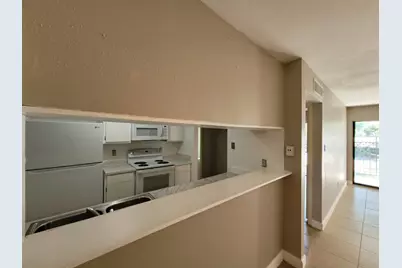 2814 S Bartell Drive #10, Houston, TX 77054 - Photo 6