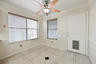 2507 Foxden Dr, Pearland, TX 77584 - Photo 10