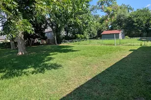 4215 Los Angeles St, Houston, TX 77026 - Photo 14