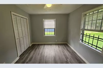 4215 Los Angeles Street, Houston, TX 77026 - Photo 6