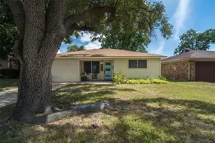 813 Dutch St, Deer Park, TX 77536 - Photo 1