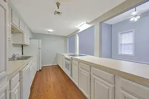 2119 Strand St, Galveston, TX 77550 - Photo 8