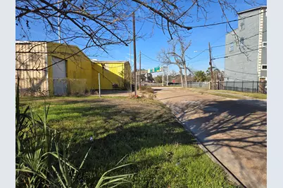 405 Eichwurzel Lane, Houston, TX 77009 - Photo 8