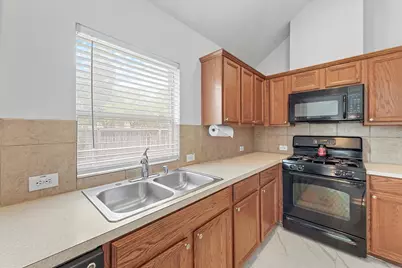 16219 Wilmington Park Lane, Houston, TX 77084 - Photo 10