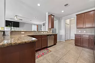12911 Taper Reach Dr, Tomball, TX 77377 - Photo 10