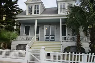 1216 Post Office Rear St, Galveston, TX 77550 - Photo 4