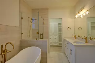 957 Ringold St, Houston, TX 77088 - Photo 34