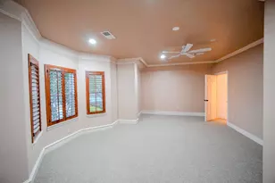 60 Champion Villa Dr, Houston, TX 77069 - Photo 40