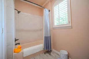 60 Champion Villa Dr, Houston, TX 77069 - Photo 42