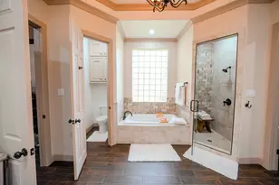 60 Champion Villa Dr, Houston, TX 77069 - Photo 22