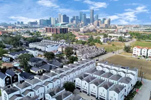 2704 Freund St, Houston, TX 77003 - Photo 1