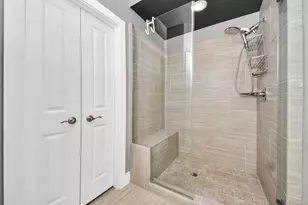 2704 Freund St, Houston, TX 77003 - Photo 34