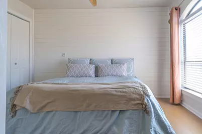 32 Dana Drive, Galveston, TX 77554 - Photo 12