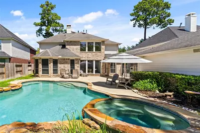 15923 Hurstfield Pointe Drive, Cypress, TX 77429 - Photo 2