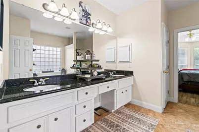 15923 Hurstfield Pointe Drive, Cypress, TX 77429 - Photo 16