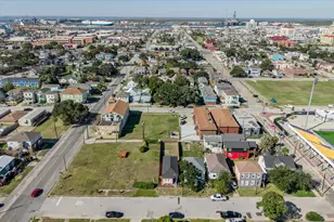 2818 Ave M 1/2, Galveston, TX 77550 - Photo 26