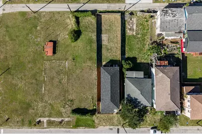 2818 Avenue M 1/2, Galveston, TX 77550 - Photo 24