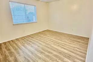 7503 Winkle Wood Ln, Houston, TX 77086 - Photo 8