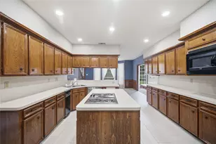 8417 Crescent Wood Ln, Spring, TX 77379 - Photo 16