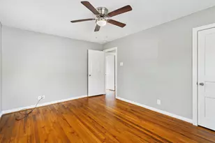 1130 7th Ave N, Texas City, TX 77590 - Photo 14