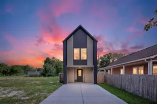 8027 Betty Boop St, Houston, TX 77028 - Photo 30