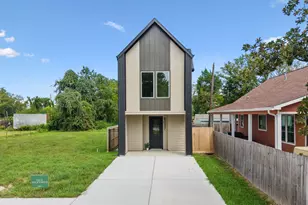 8027 Betty Boop St, Houston, TX 77028 - Photo 50