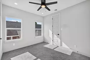 8027 Betty Boop St, Houston, TX 77028 - Photo 14