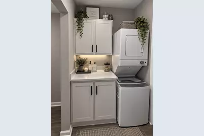 1225 W 25th Street #2, Houston, TX 77008 - Photo 6