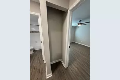 1225 W 25th Street #2, Houston, TX 77008 - Photo 16