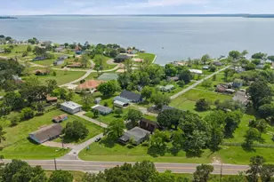 122 Bay Haven Blvd, Livingston, TX 77351 - Photo 32