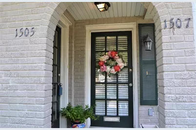 1505 McDuffie Street, Houston, TX 77019 - Photo 2