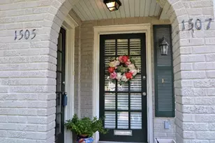 1505 McDuffie St, Houston, TX 77019 - Photo 2