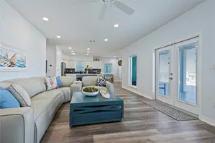 1640 Windsong Way, Tiki Island, TX 77554 - Photo 8