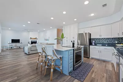 1640 Windsong Way, Tiki Island, TX 77554 - Photo 10