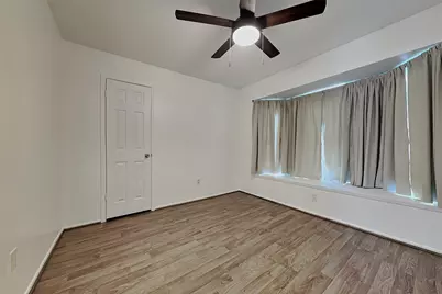 8614 Lake Crystal Drive, Houston, TX 77095 - Photo 12