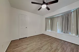 8614 Lake Crystal Dr, Houston, TX 77095 - Photo 12