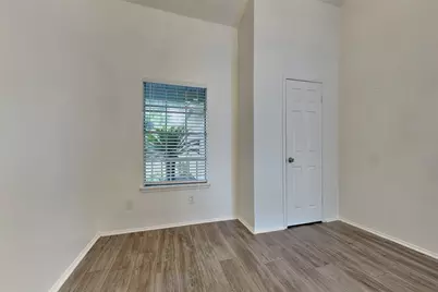 8614 Lake Crystal Drive, Houston, TX 77095 - Photo 2