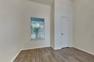 8614 Lake Crystal Dr, Houston, TX 77095 - Photo 2