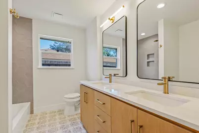 5258 Willowbend Boulevard, Houston, TX 77096 - Photo 20