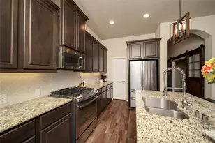 119 Mayhaven Ct, Montgomery, TX 77316 - Photo 4